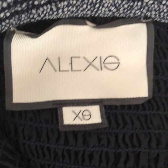 Alexis Jordana Floral Smocked Top Sz XS - Picture 9 of 10